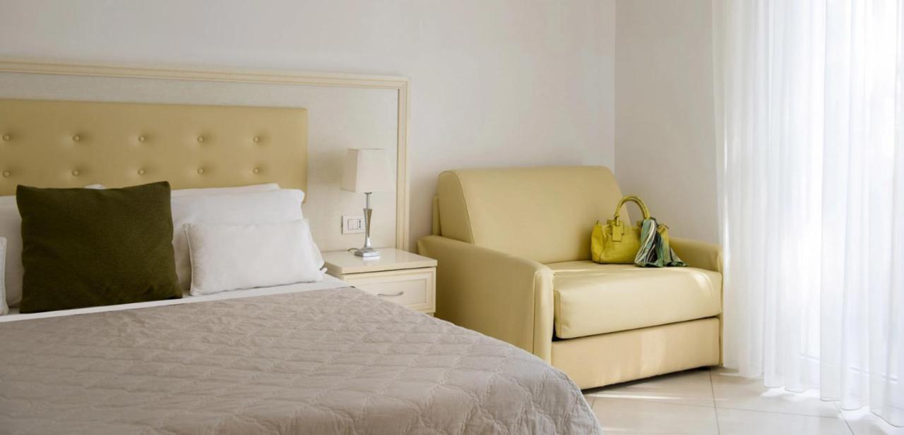 Residence Suite Smeraldo Riccione Exteriér fotografie