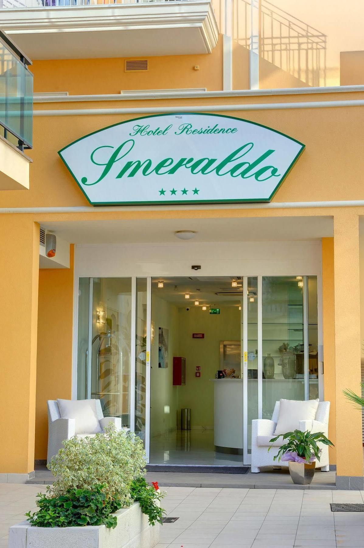 Residence Suite Smeraldo Riccione Exteriér fotografie