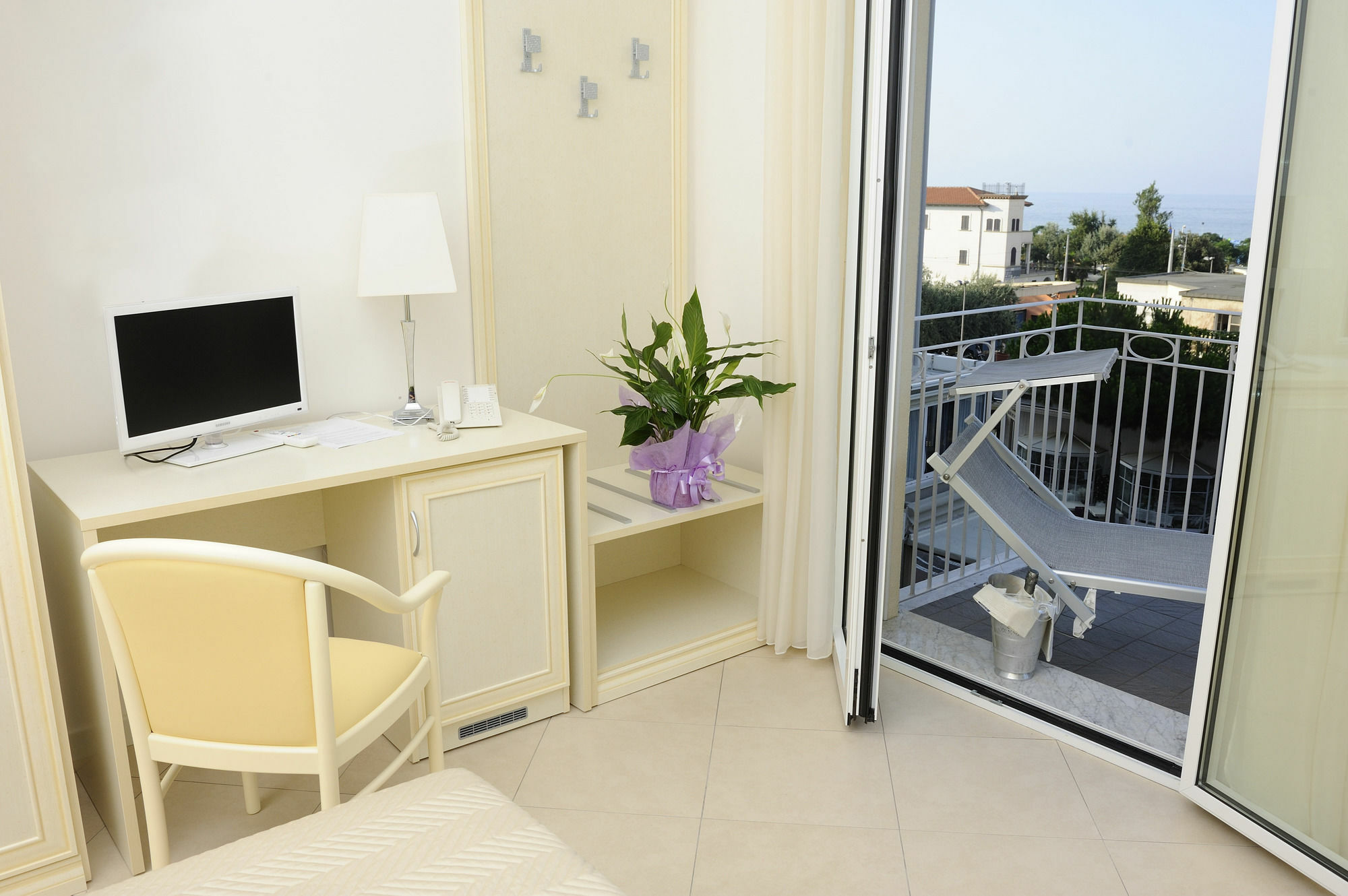 Residence Suite Smeraldo Riccione Exteriér fotografie