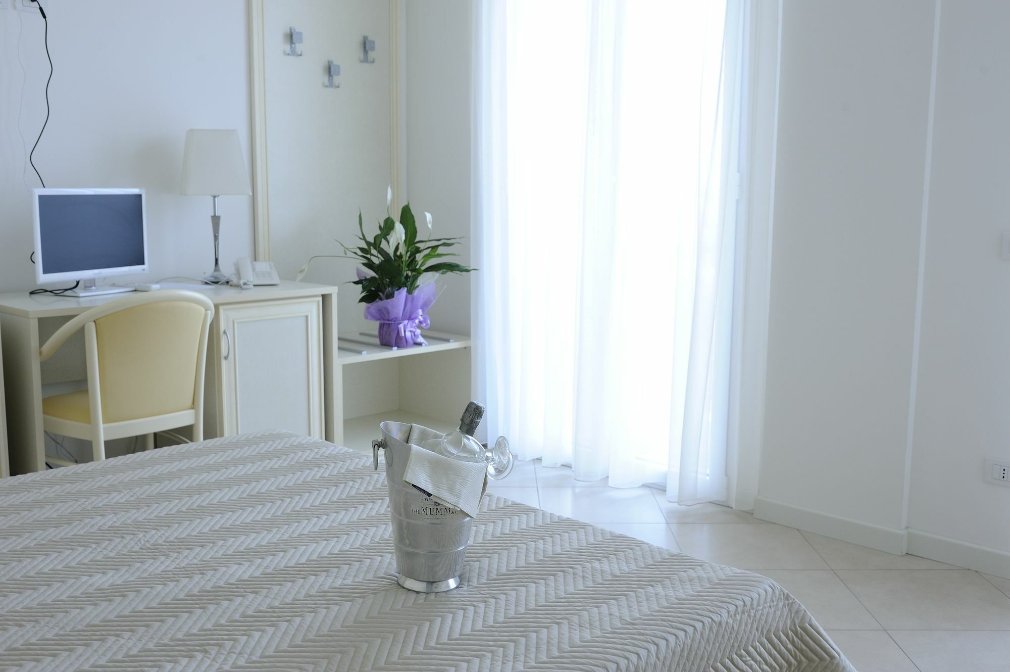 Residence Suite Smeraldo Riccione Exteriér fotografie